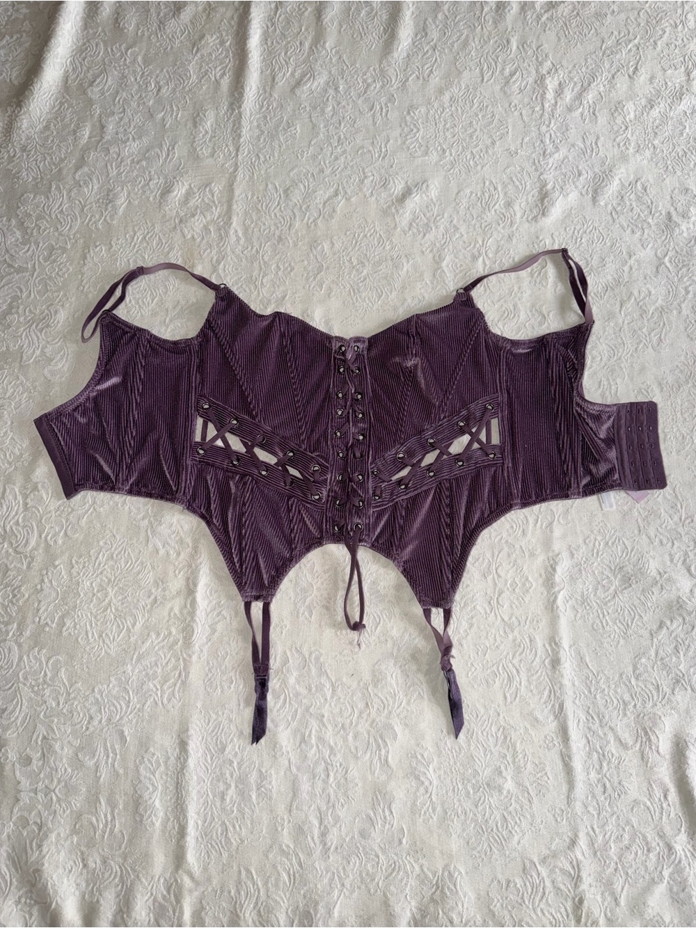 UO Corset Lavender Velvet Lace-Up Camisole - Picture 3 of 8